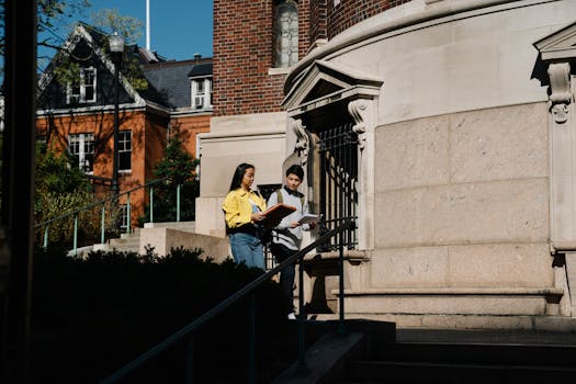 Explore Top Student Housing Options: On-Campus vs Off-Campus Insights