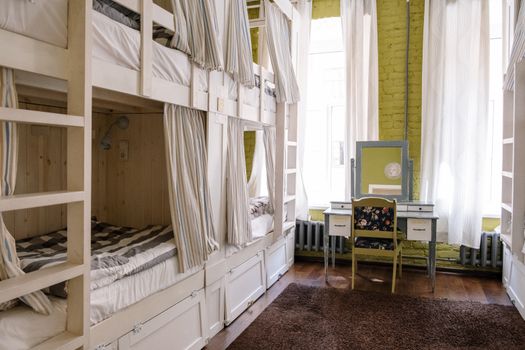Maximize Your Student Apartment: Essential Tips for Organizing Shared Spaces